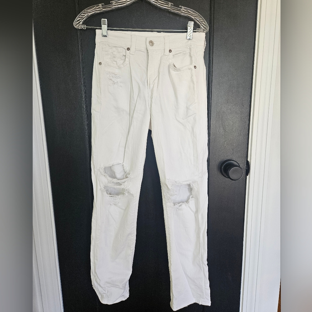 American Eagle Distressed White Jeans